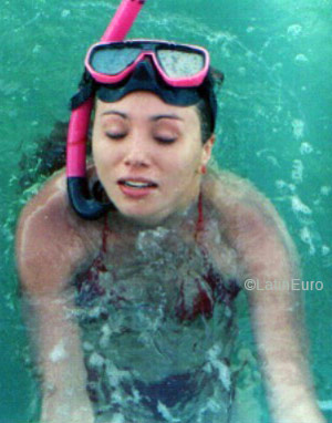 Date this charming Brazil girl Nivea from FORTALEZA B6661