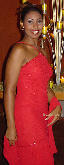 Date this delightful Brazil girl Ronilda from CORONEL FABRICIANO B6731