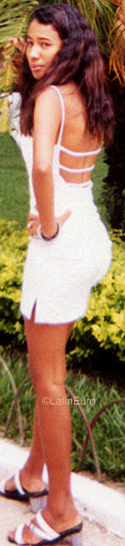 Date this gorgeous Brazil girl Laudiceia from JARDIM B6736