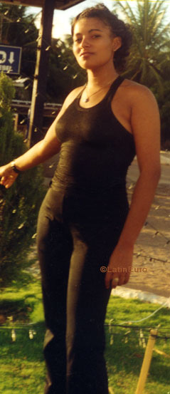 Date this hard body Brazil girl Gildene from NATAL B6774