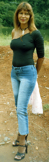 Date this good-looking Brazil girl Elza from SAO VICENTE B6786