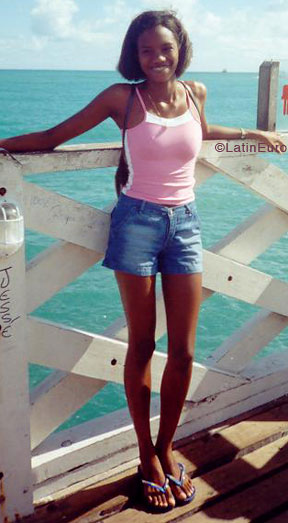 Date this athletic Brazil girl Vanessa from  B6849