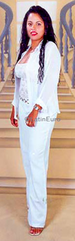 Date this stunning Brazil girl Fabiana from BARRETOS B6857