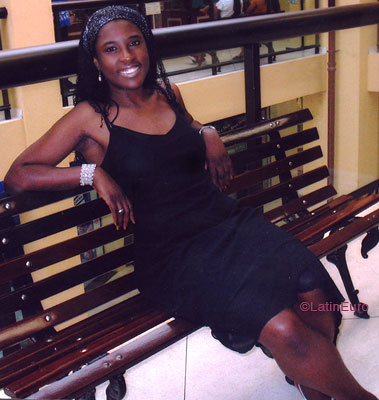 Date this cute Brazil girl Sara from SAO PAULO B6939