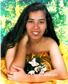 Date this voluptuous Brazil girl Marianna from TERESOPOLIS B7037