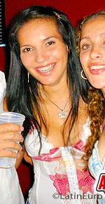 Date this nice looking Brazil girl Ana from RONDONOPOLIS B7089