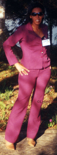 Date this hot Brazil girl Alessandra from RIO DE JANEIRO B7172