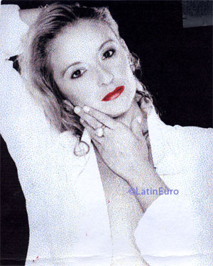 Date this cute Brazil girl Rivania from SAO PAULO B7174