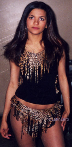 Date this happy Brazil girl Ellen from MANAUS B7176