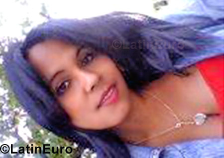 Date this pretty Brazil girl Bejanira from Paulo Afonso B731