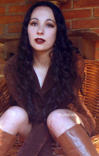 Date this stunning Brazil girl Adriana from FRANCO DA ROCHA B7365