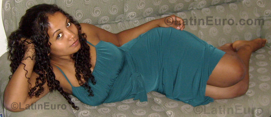 Date this sensual Brazil girl Luciana from Sao Paulo B745