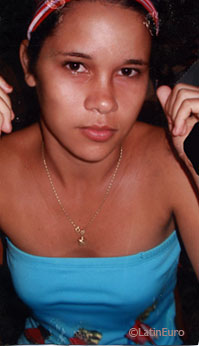 Date this foxy Brazil girl Rosilene from ANANINDEUA B7567