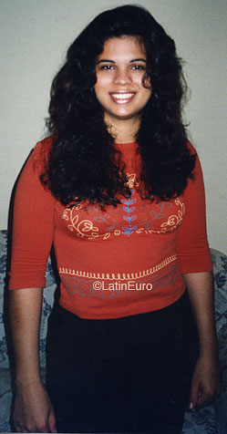 Date this young Brazil girl Carol from RIO DE JANEIRO B7576