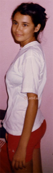 Date this charming Brazil girl Fernanda from JARDIM DE PIRANHAS B7738