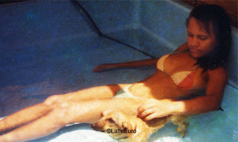 Date this passionate Brazil girl Selma from PIRANGI B7761