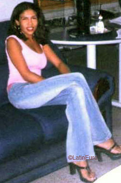 Date this good-looking Brazil girl Elis from MANAUS B7783