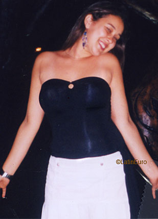 Date this attractive Brazil girl Regina from CAMPO GRANDE B7883