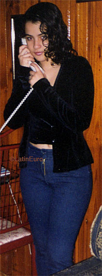 Date this tall Brazil girl Bruna from RIO DE JANEIRO B8008