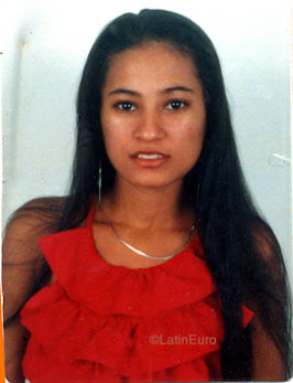 Date this nice looking Brazil girl Marileide from GOIANINHA B8029