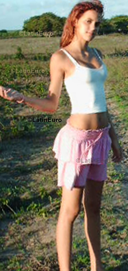 Date this passionate Brazil girl Janyelli from Sao Paulo B803