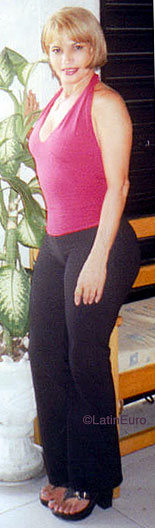 Date this nice looking Brazil girl Mariene from  B8074