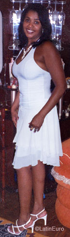 Date this tall Brazil girl Lucinha from BELO HORIZONTE B8082