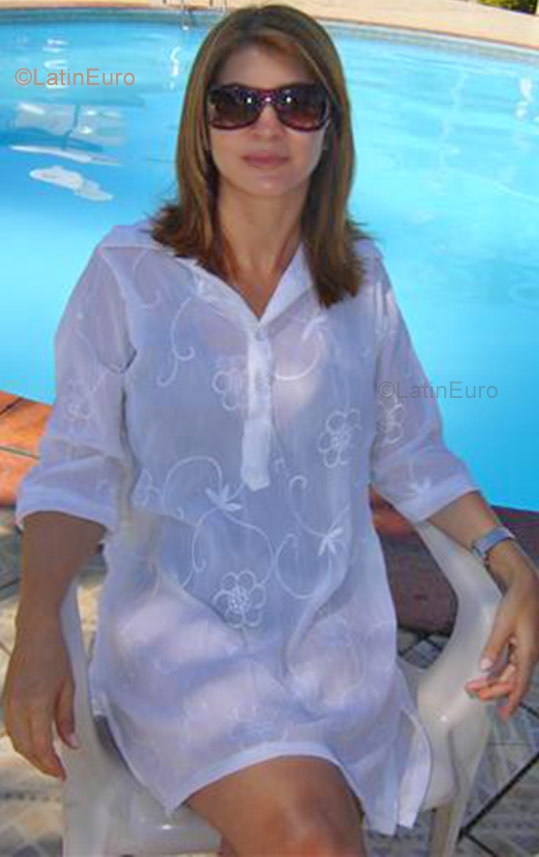 Date this young Brazil girl Edna from Goiania B809