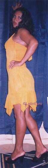 Date this georgeous Brazil girl B8157 from SANTAREM B8157