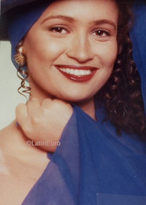 Date this young Brazil girl Simone from JUNDIAI B8182