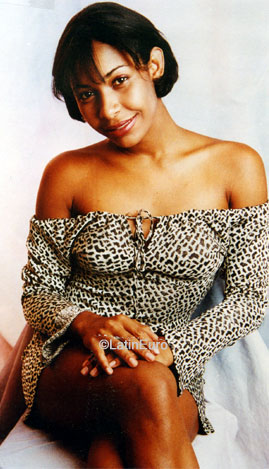 Date this fun Brazil girl Barbara from FEIRA DE SANTANA B8266