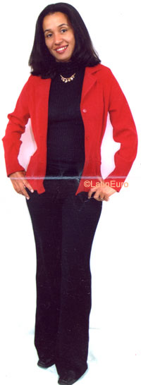 Date this charming Brazil girl Daniela from EMBU B8297