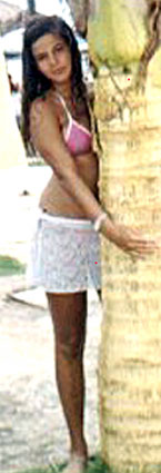 Date this lovely Brazil girl Hosana from ITABUNA B8298