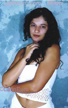 Date this funny Brazil girl Vanessa from CAMPO GRANDE B8307