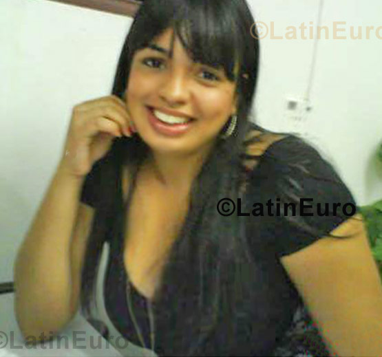 Date this pretty Brazil girl Bruna from Sorocaba B832