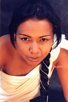 Date this exotic Brazil girl Flavia from  B8345