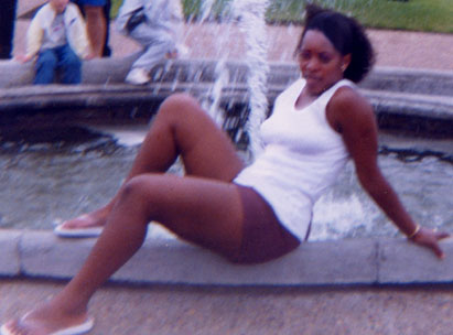 Date this delightful Brazil girl Rosa from MARINGA B8347