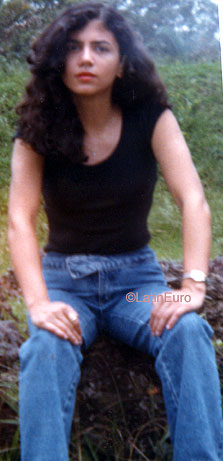 Date this young Brazil girl Leila from BELO HORIZONTE B8351