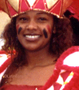 Date this stunning Brazil girl Cristiane from PARANAGUA B8367