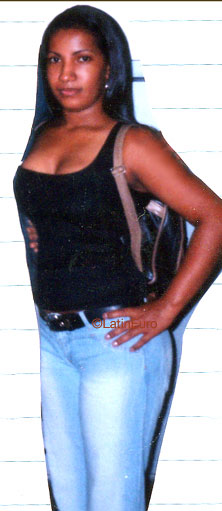 Date this charming Brazil girl Luana from LAURO DE FREITAS B8434