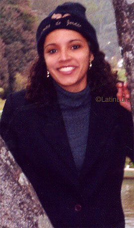 Date this happy Brazil girl Luciana from SAO PAULO B8463