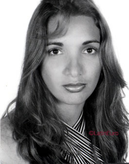 Date this gorgeous Brazil girl Click from PORTEIRINHA B8469