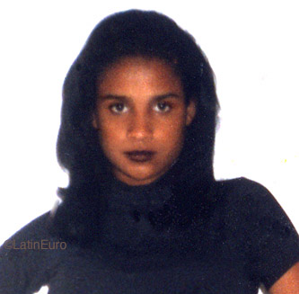 Date this nice looking Brazil girl Angela from SAO PAULO B8535