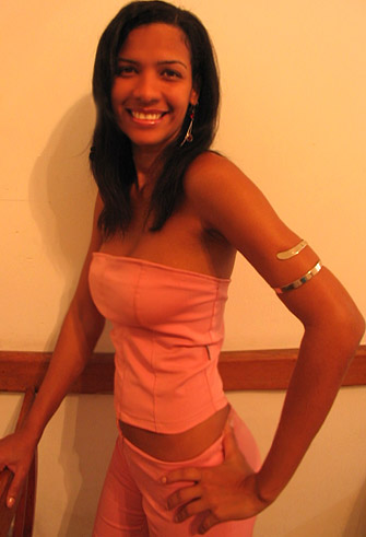 Date this cute Brazil girl Patricia from LAURO DE FREITAS B8542