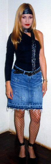 Date this charming Brazil girl Tina from UBERLANDIA B8618