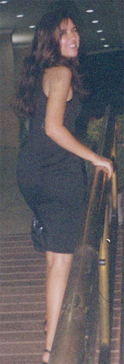 Date this exotic Brazil girl Greicy from CUIABA B8678