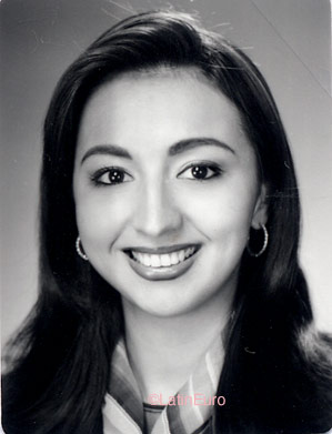 Date this hard body Brazil girl Verdinne from ARAUCARIA B8679