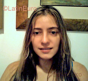 Date this attractive Brazil girl Luna from Belem B891