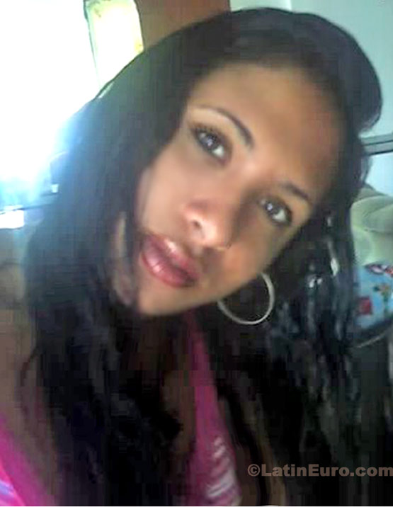 Date this tall Brazil girl Aline from Rio De Janeiro B9