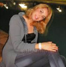 Date this fun Brazil girl Ana from Betim B951